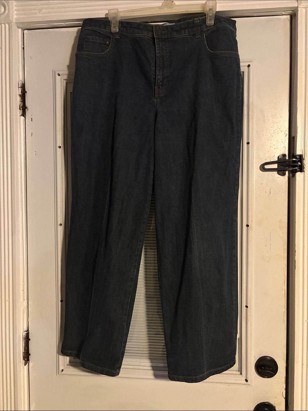 Kim Rogers Relaxed Straight-Leg Jeans in Dark Blue